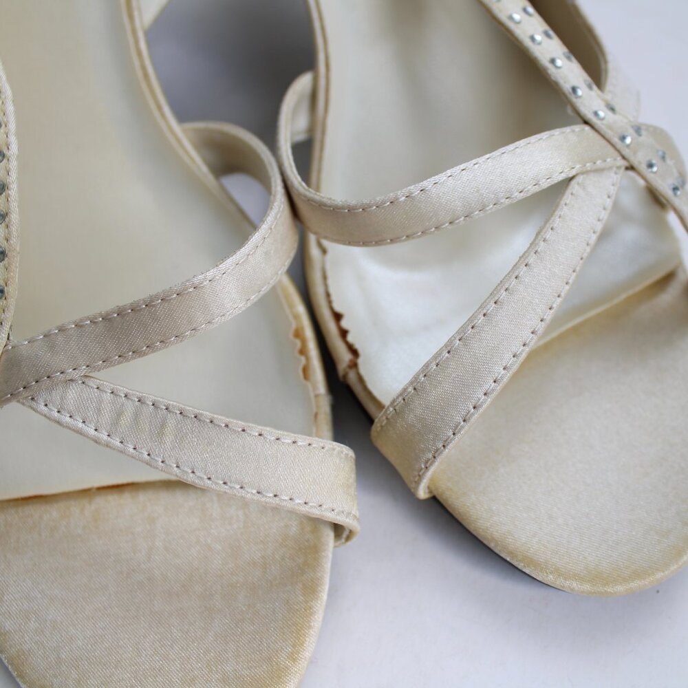 Bouquets Champagne Rhinestone Satin Open-Toe Slingback Heels Size 12 WW - Picture 4 of 8